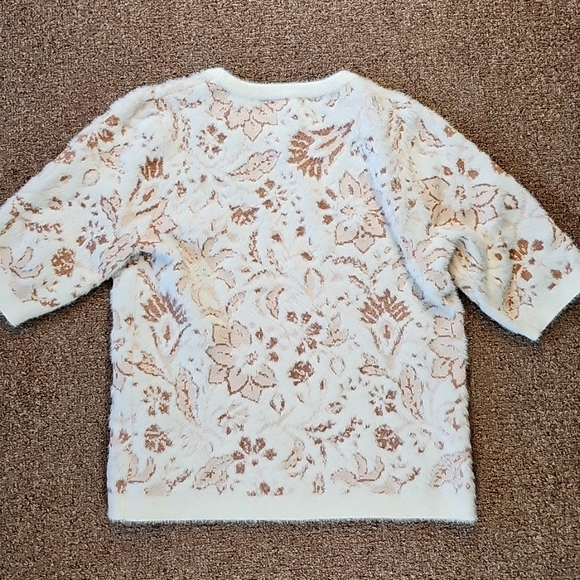 Sweater - Picture 8 of 16